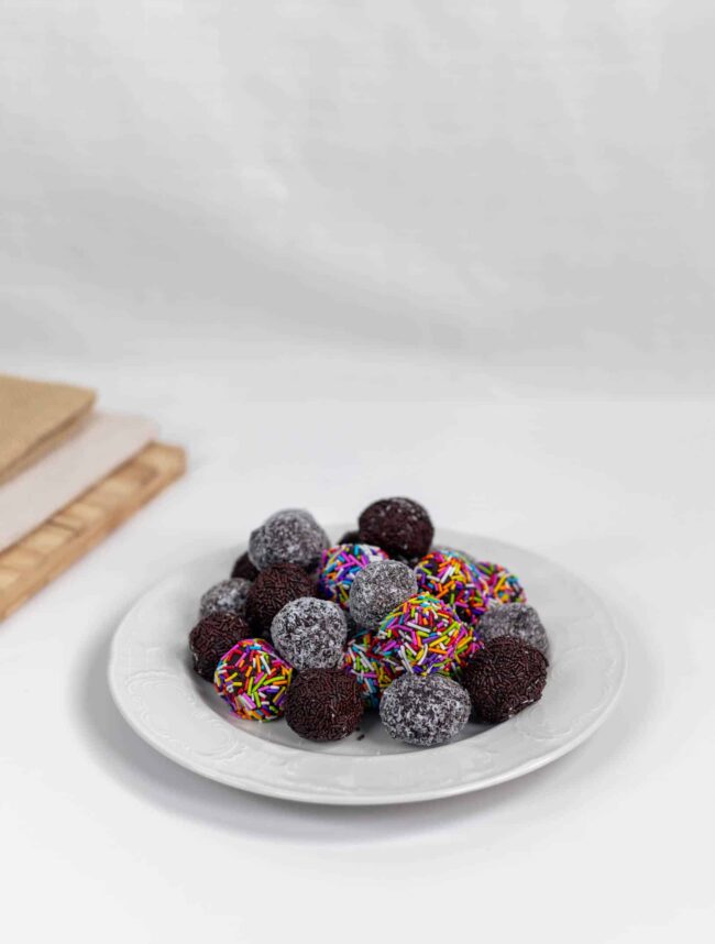 קונדיטוריית שני - חנות האונליין כדורי שוקולד תמונה 259