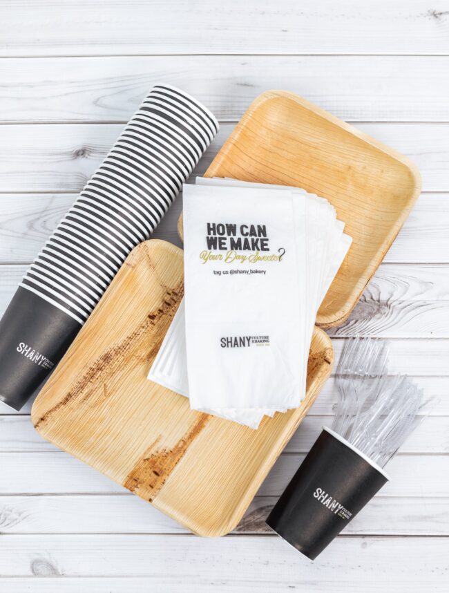 כלי אוכל חד פעמיים