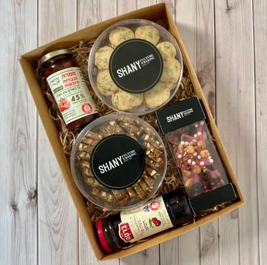 קונדיטוריית שני - חנות האונליין מארז ״מיקס מלוח מתוק״ תמונה 3
